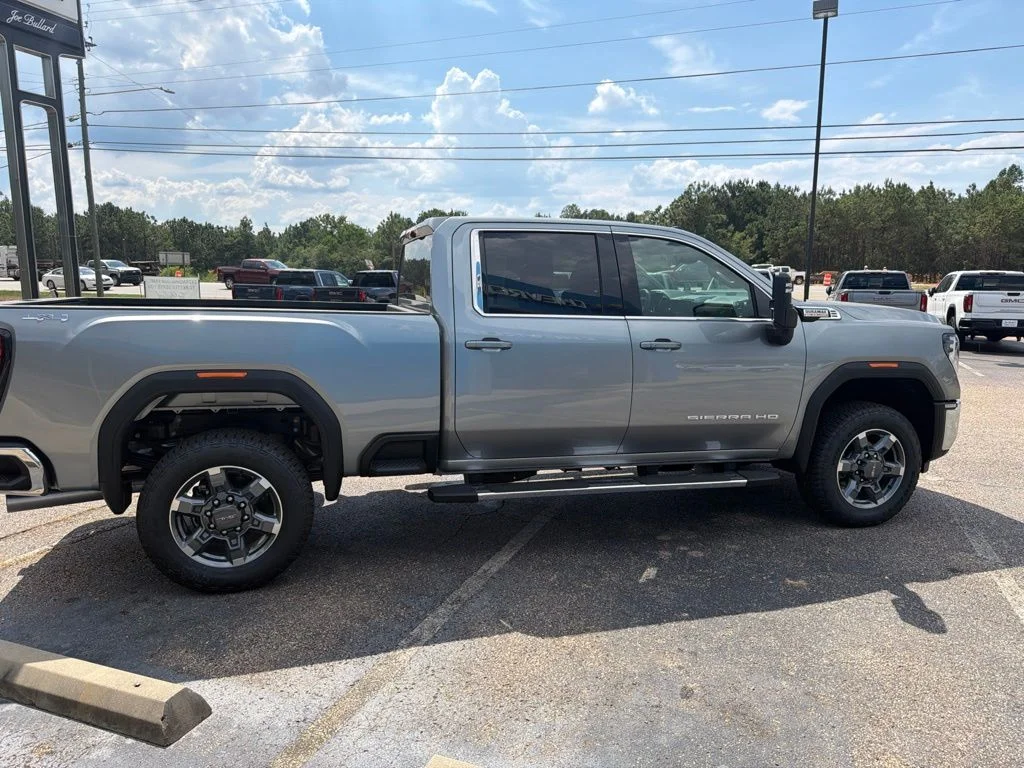 New 2026 Sterling Metallic GMC SLE image 6