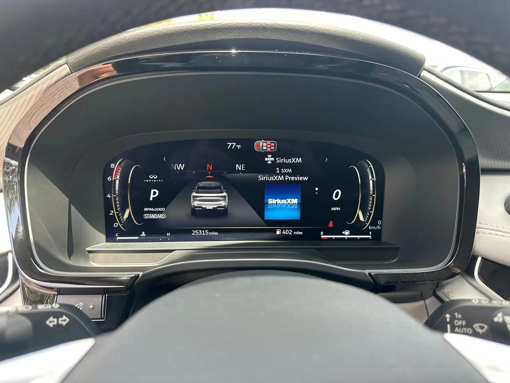 Used 2026 Silver INFINITI LUXE image 23