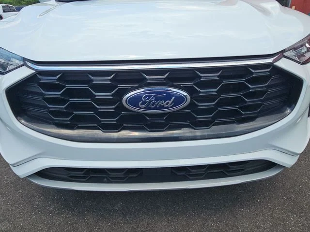 Used 2023 White Ford ST-Line Select image 34
