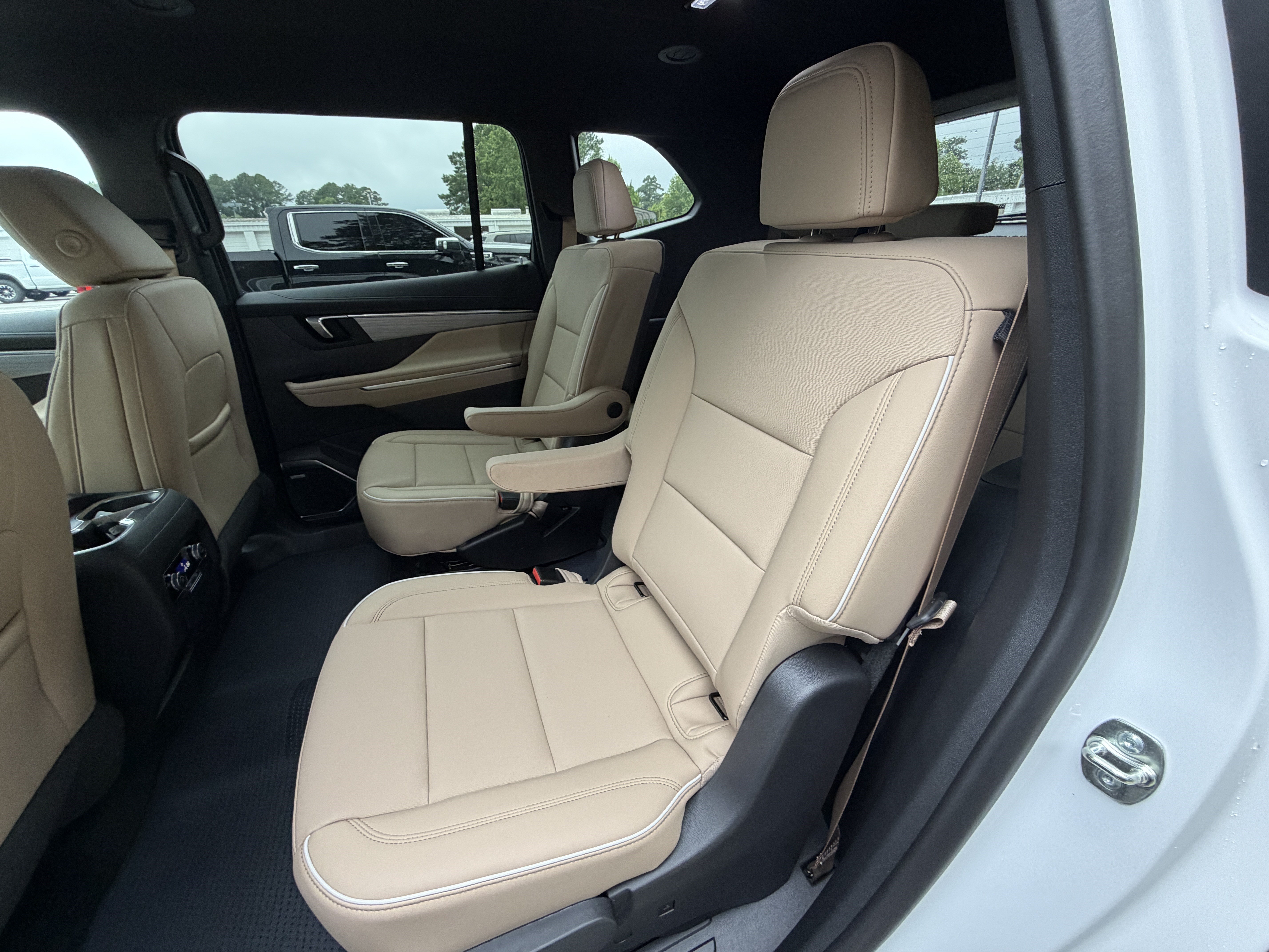 2026 Buick Enclave Preferred - Photo 17