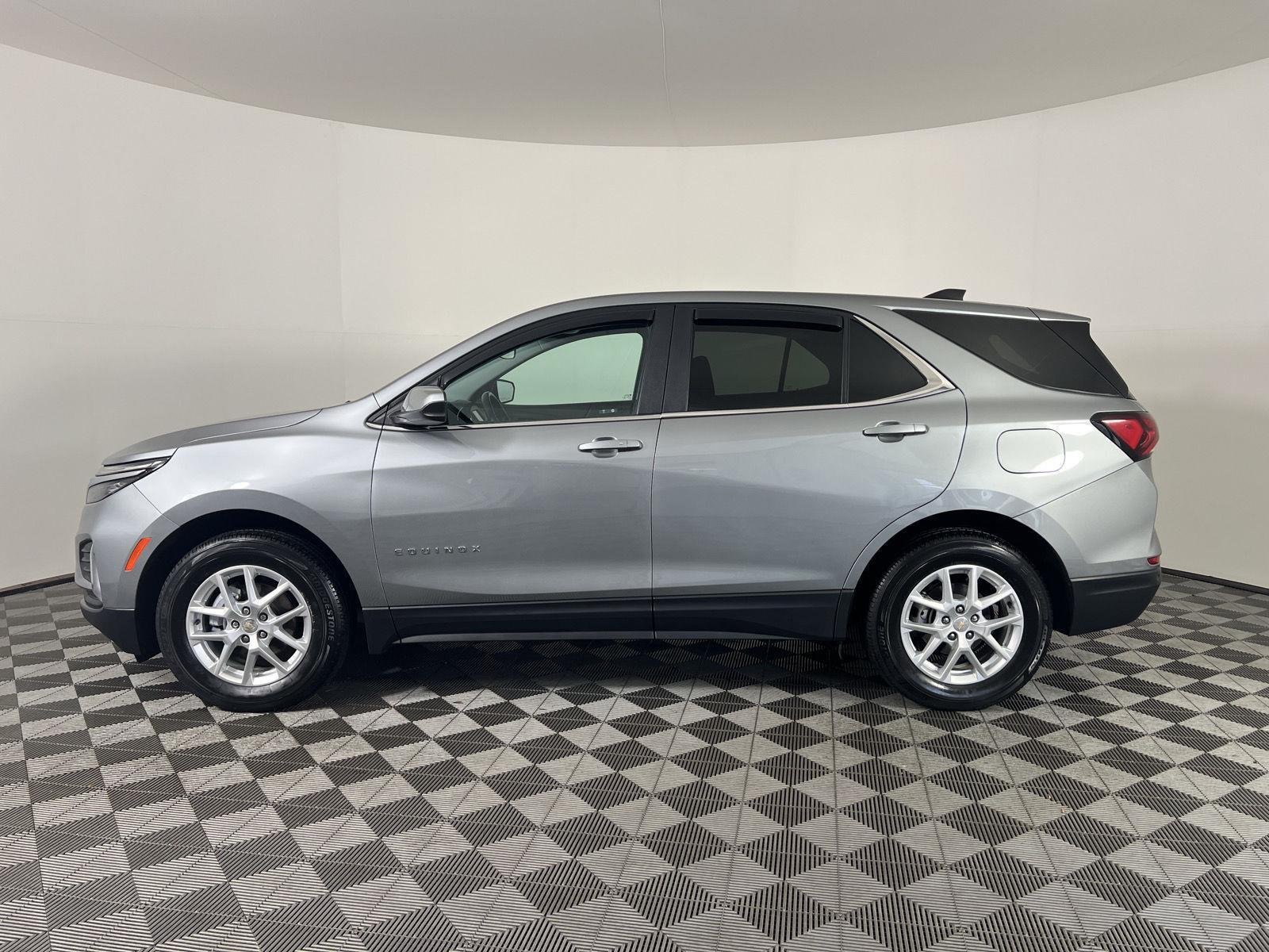 Used 2024 Sterling Gray Metallic Chevrolet LT image 28