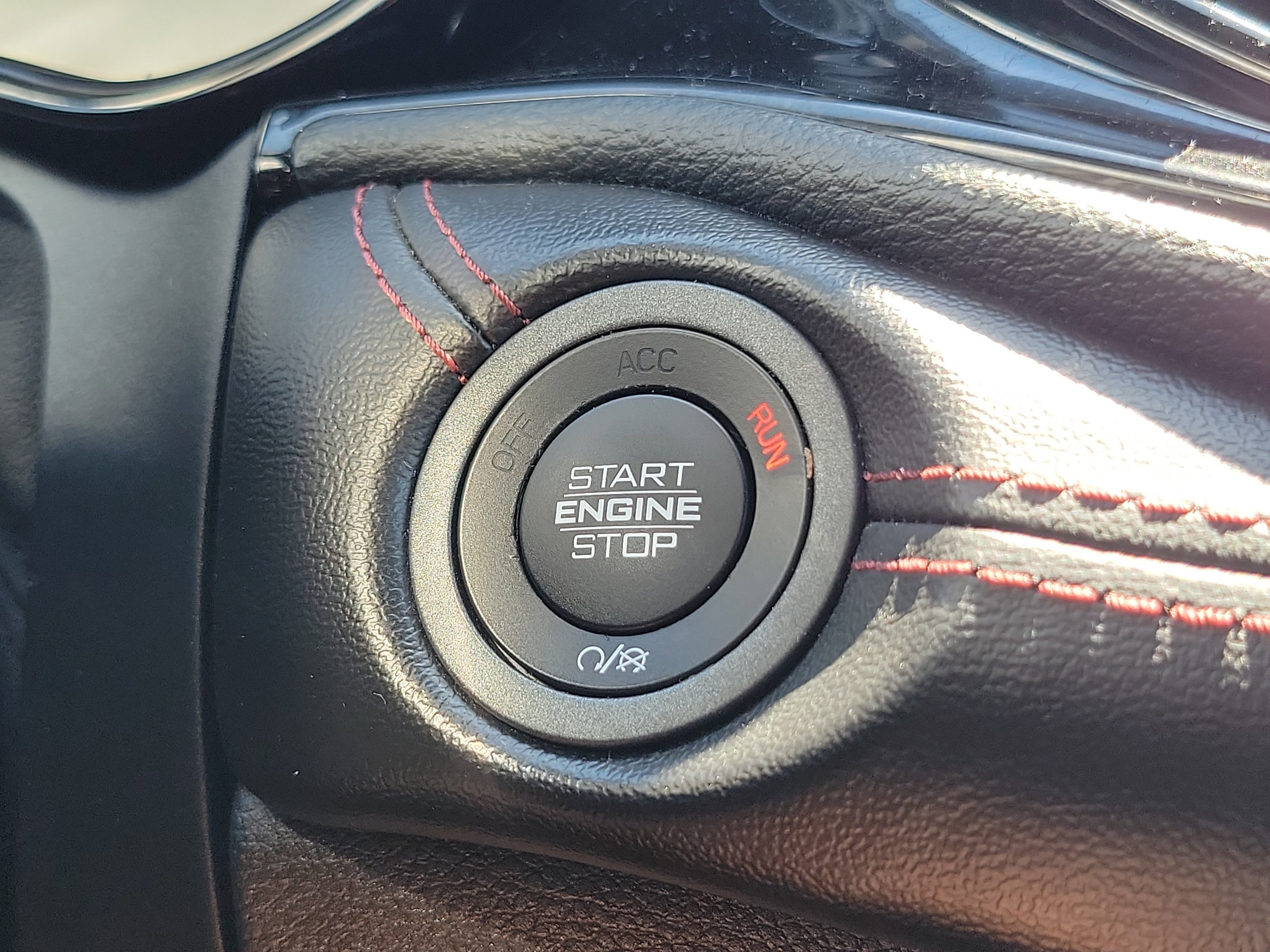 Used 2022 Octane Red Pearlcoat Dodge R/T image 23