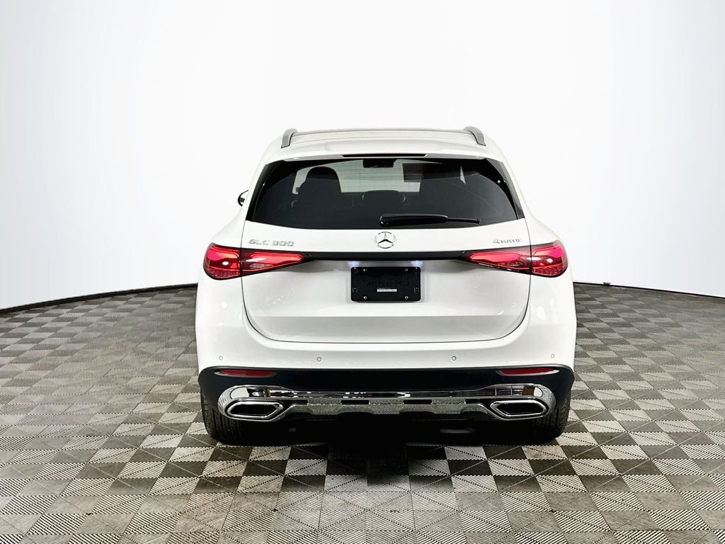 New 2026 Polar White Mercedes-Benz GLC 300 image 6