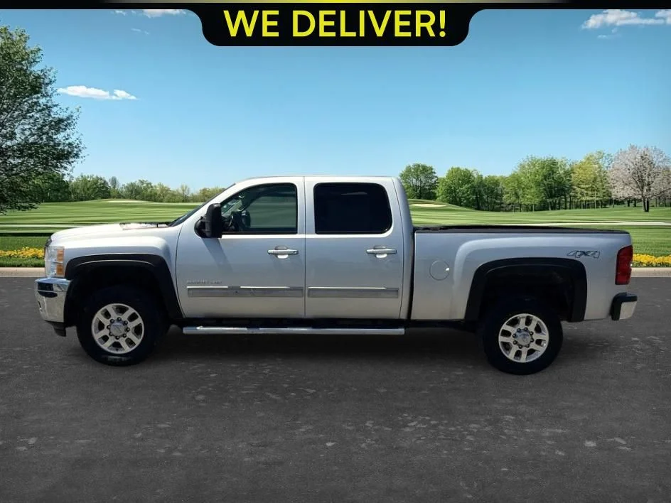 Used 2013 Silver Chevrolet LTZ image 8