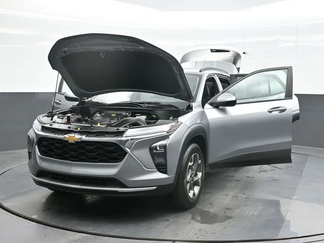 Used 2024 Gray Chevrolet LT image 30