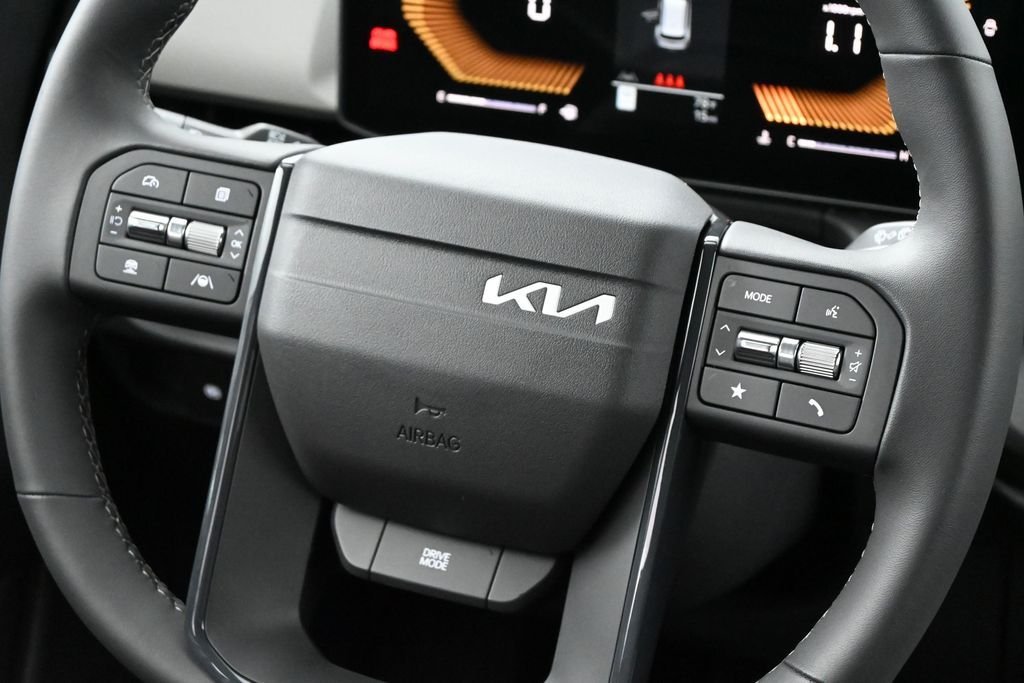 New 2027 Pale Gray Kia S image 14