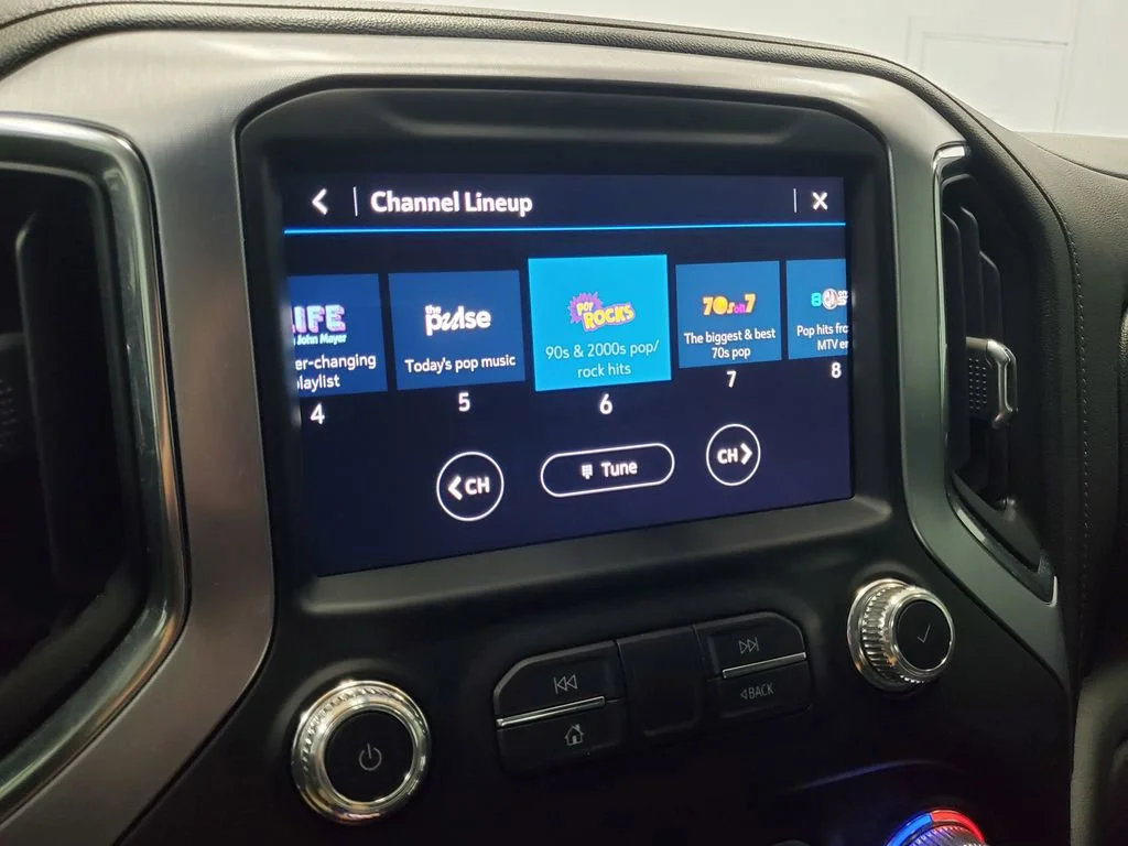 Used 2020 PACIFIC BLUE METALLIC GMC SLE image 19