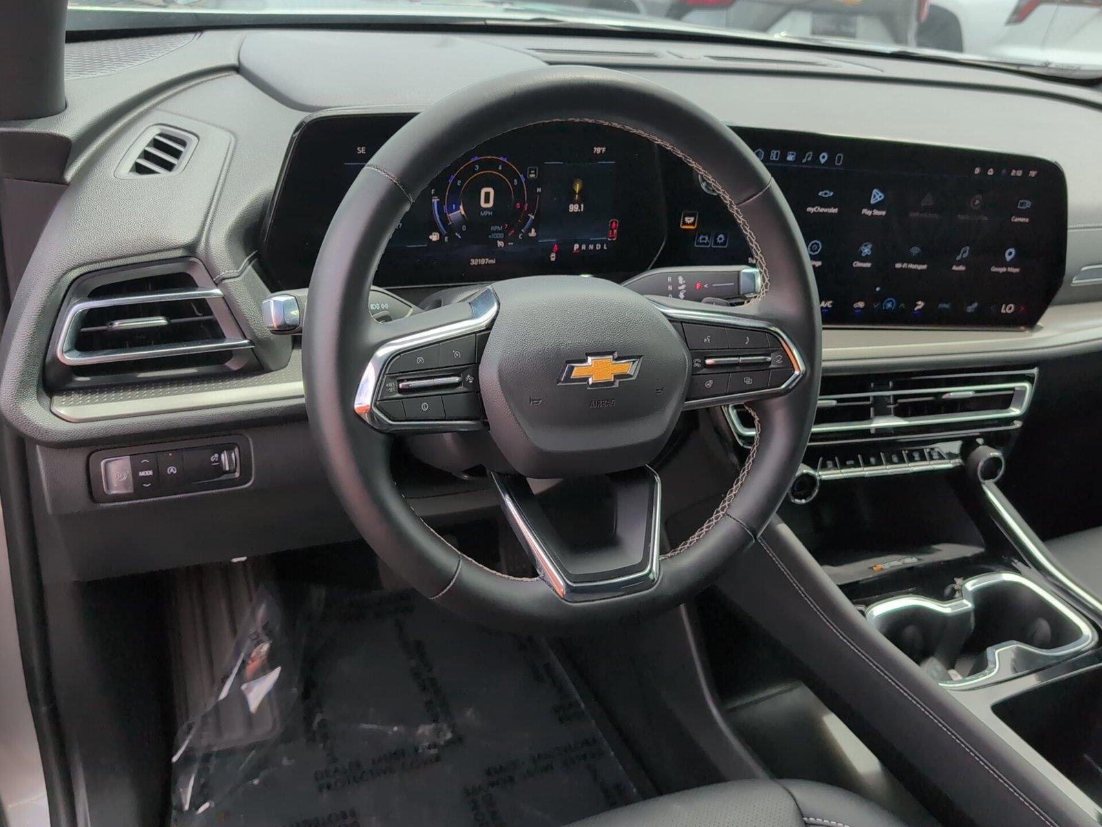 Used 2026 Sterling Gray Metallic Chevrolet LT image 4