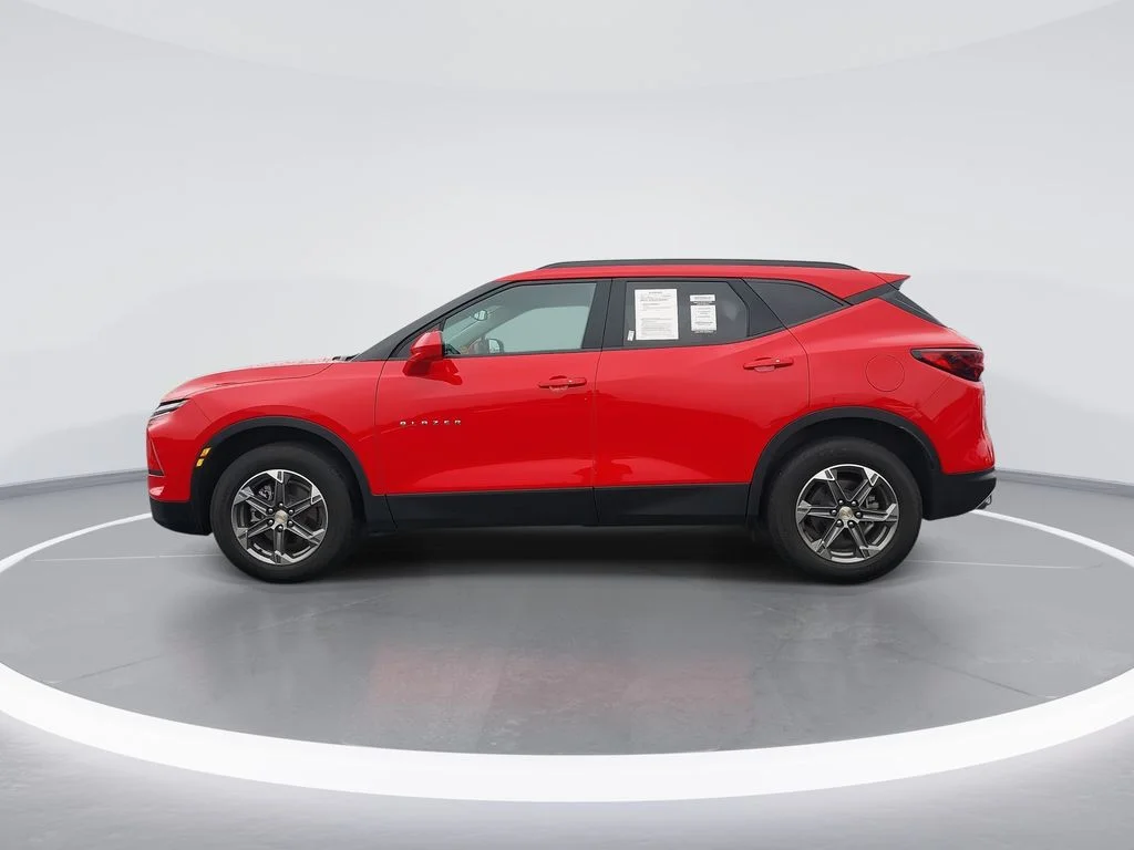 Used 2023 Red Chevrolet LT image 5