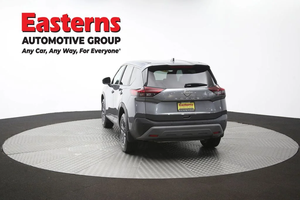 Used 2023 Gray Nissan S image 37