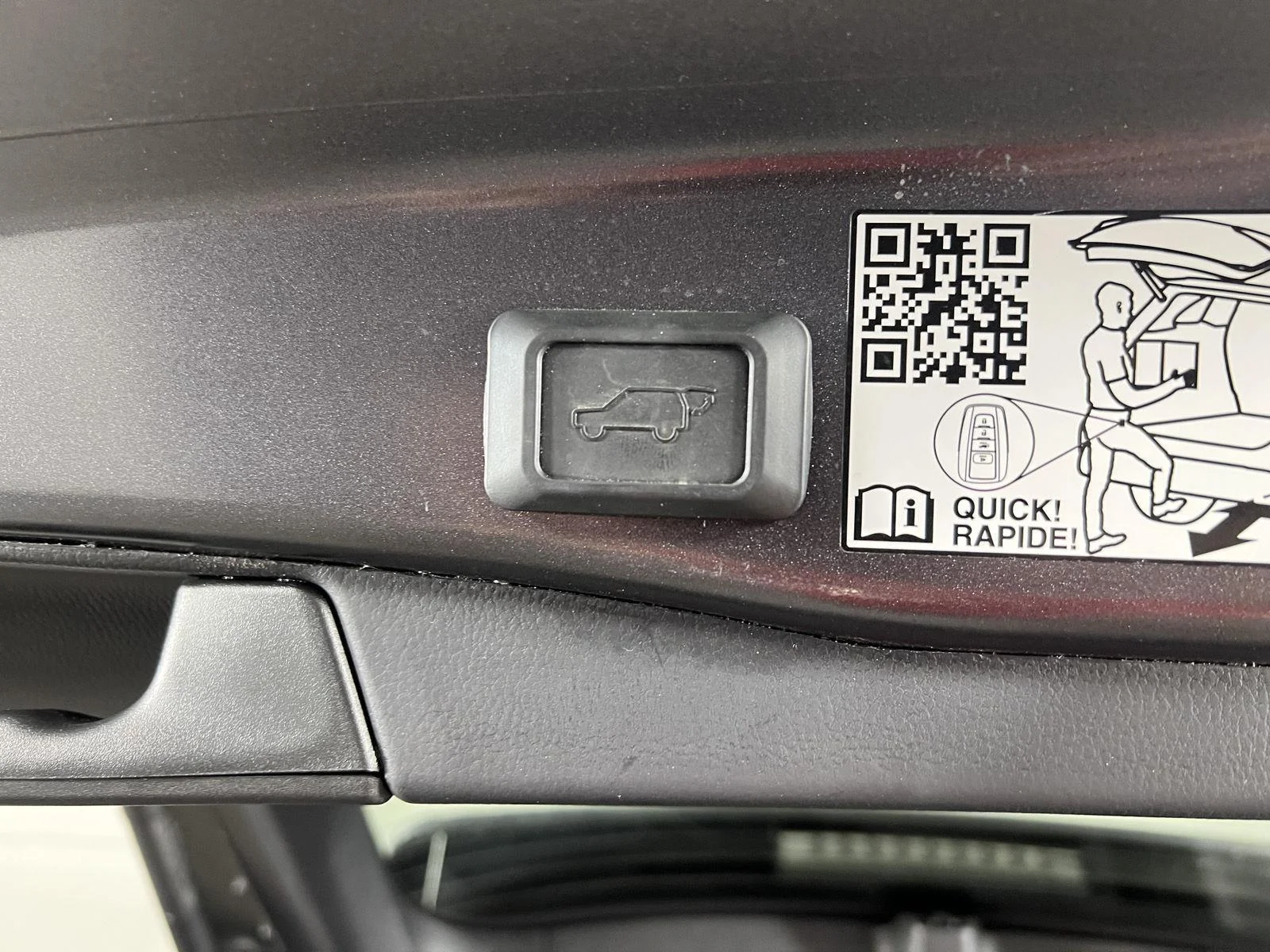 Used 2022 Gy Toyota Hybrid Limited image 45