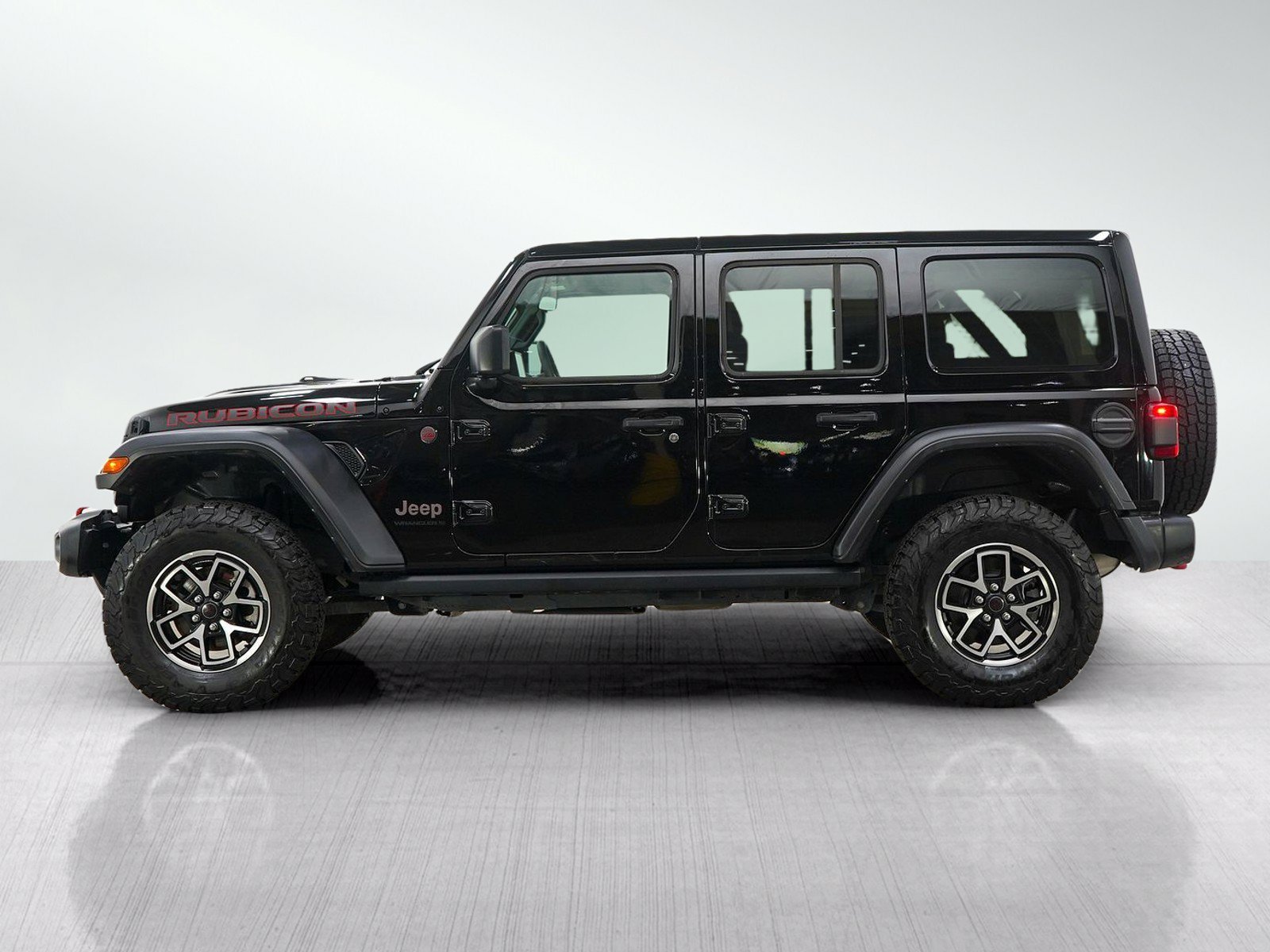 Used 2025 Jeep Wrangler 4-Door Rubicon with VIN 1C4PJXFN2SW523737 for sale in Burnsville, Minnesota