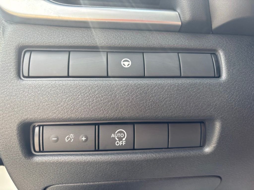 Used 2023 White Nissan SV image 20