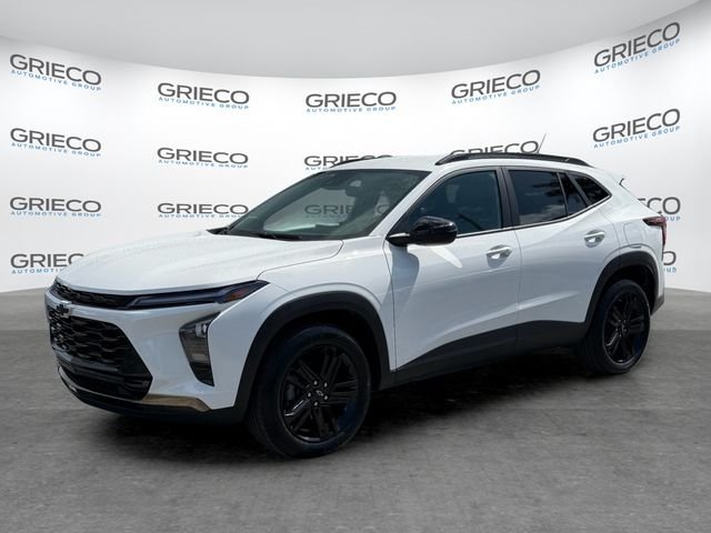Used 2025 White Chevrolet ACTIV image 3