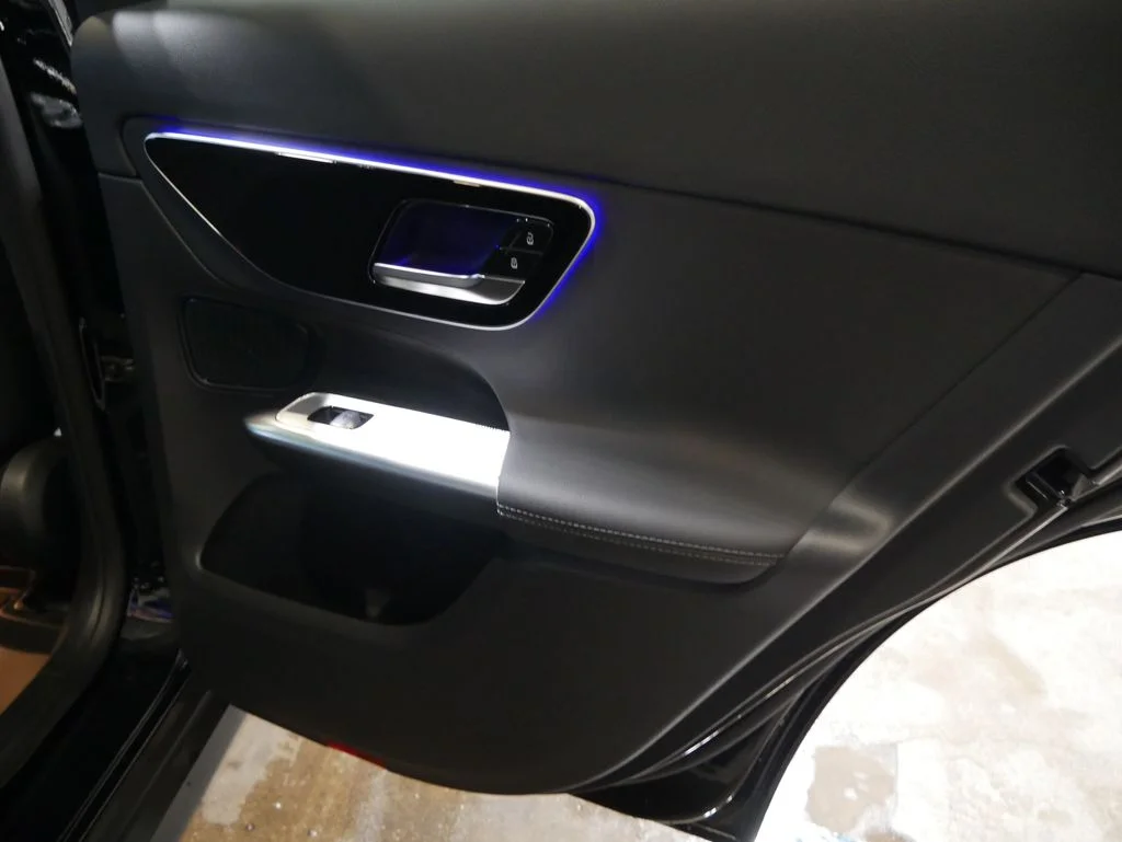 Used 2026 Black Mercedes-Benz GLC 300 image 22