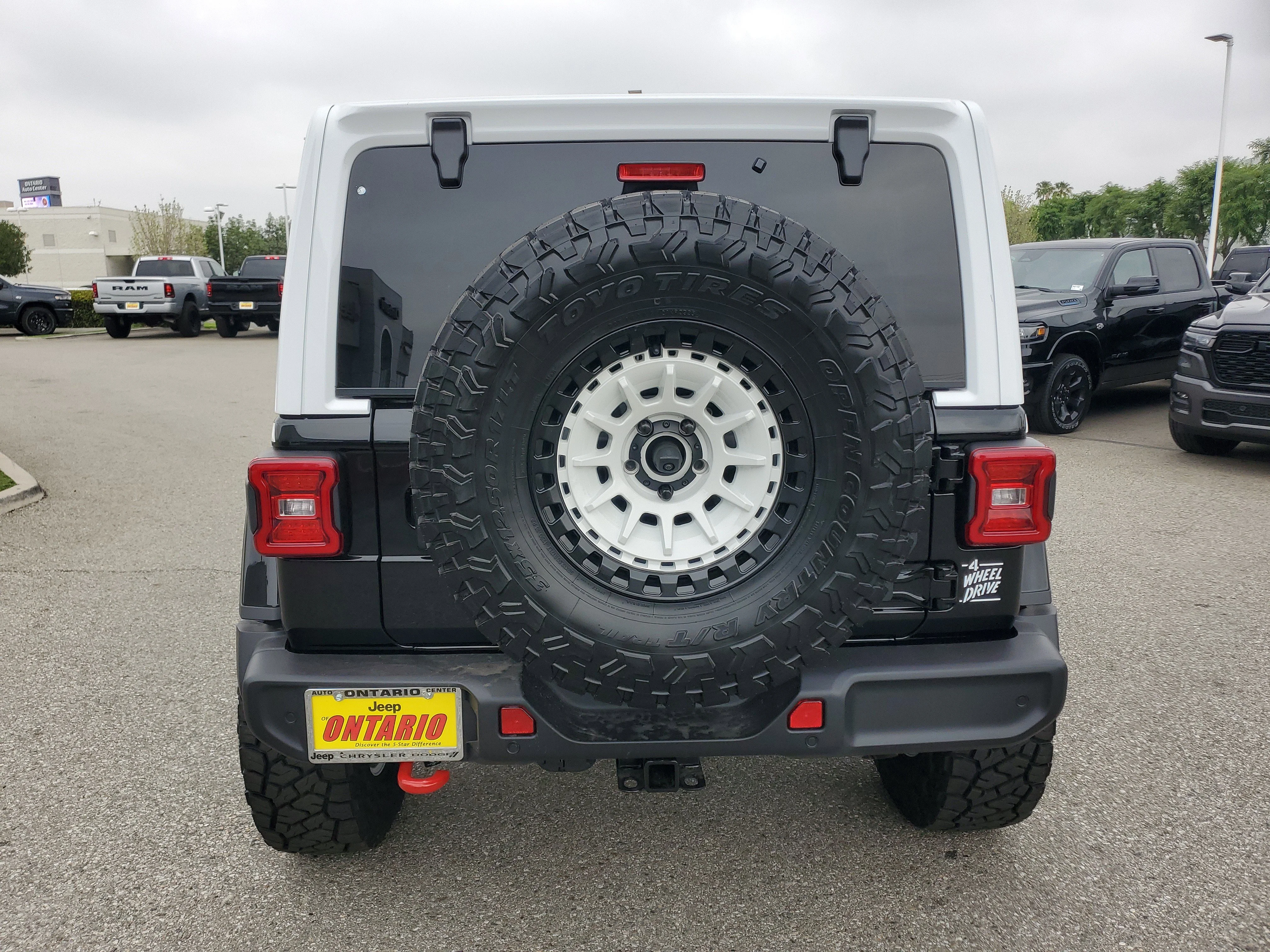 New 2026 Black Clearcoat Jeep Rubicon image 4