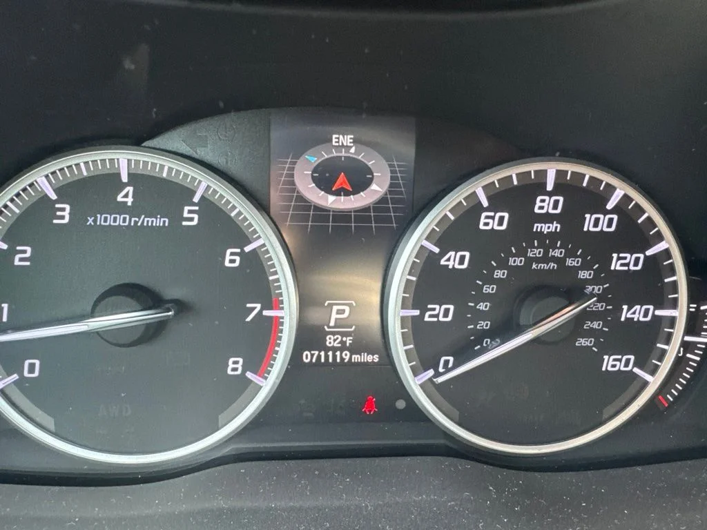 Used 2018  Acura Advance Package image 14