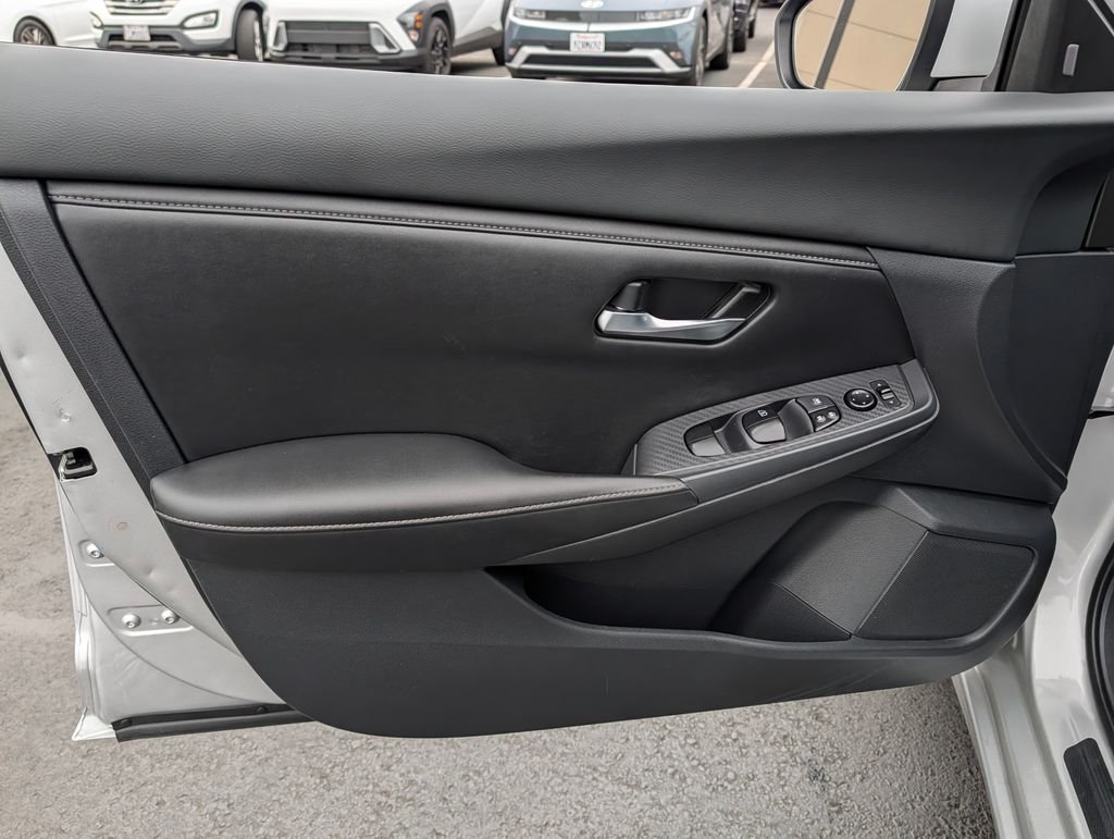 2022 Nissan Sentra SV - Photo 15