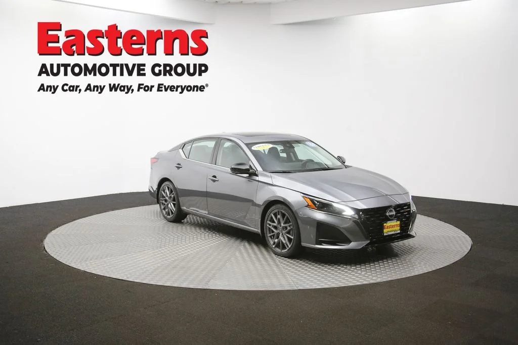 Used 2023 Gray Nissan 2.0 SR image 49