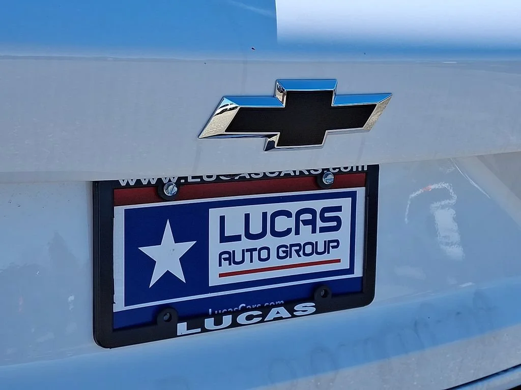 New 2026 Summit White Chevrolet ACTIV image 21