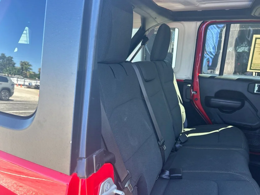 Used 2024 Red Jeep Sport S image 27