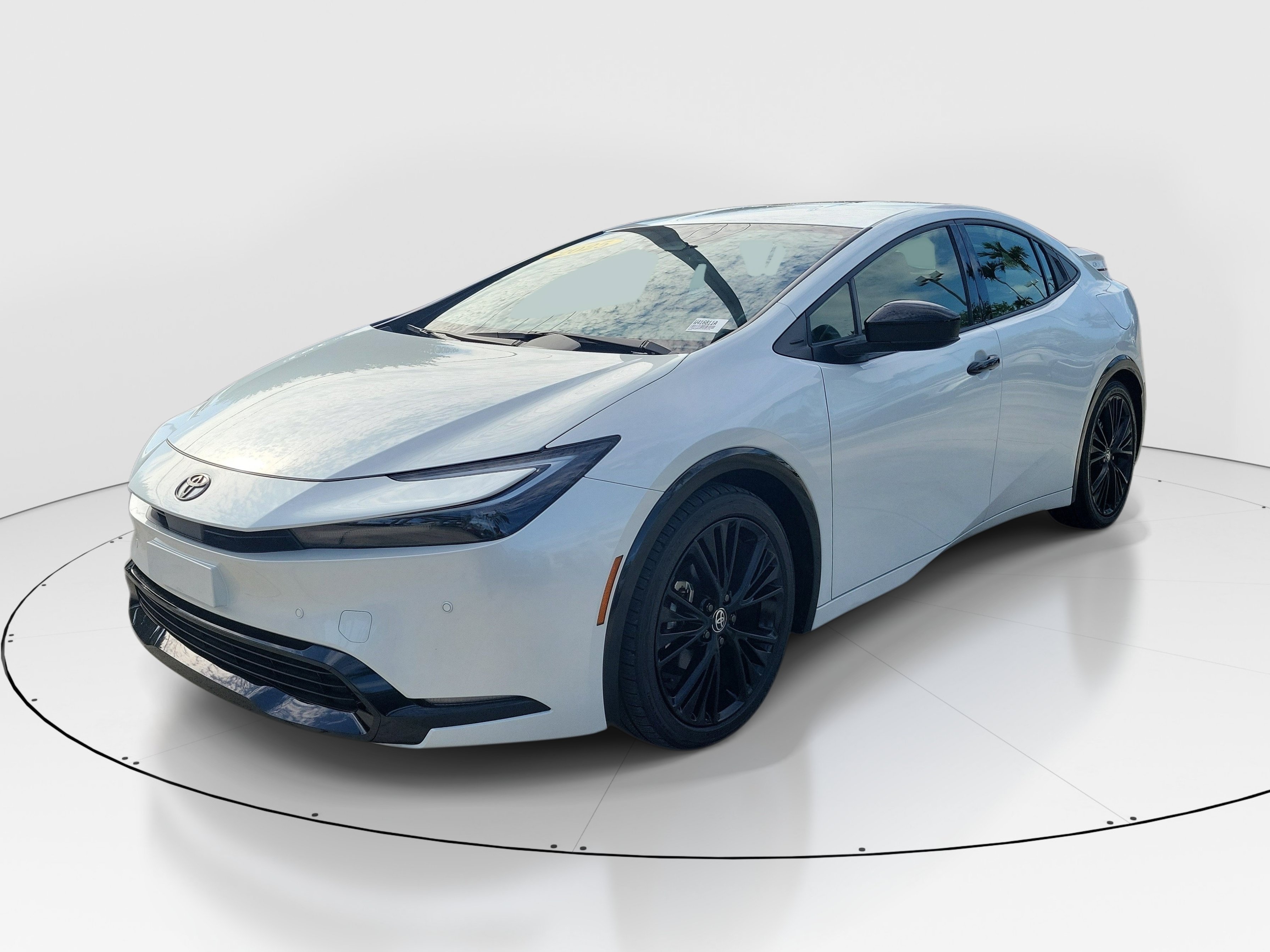 Used 2025 Pearl Toyota Nightshade image 3