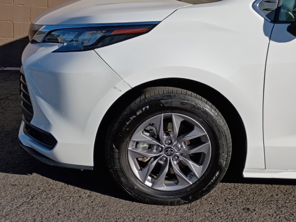 Used 2025 White Toyota LE image 9