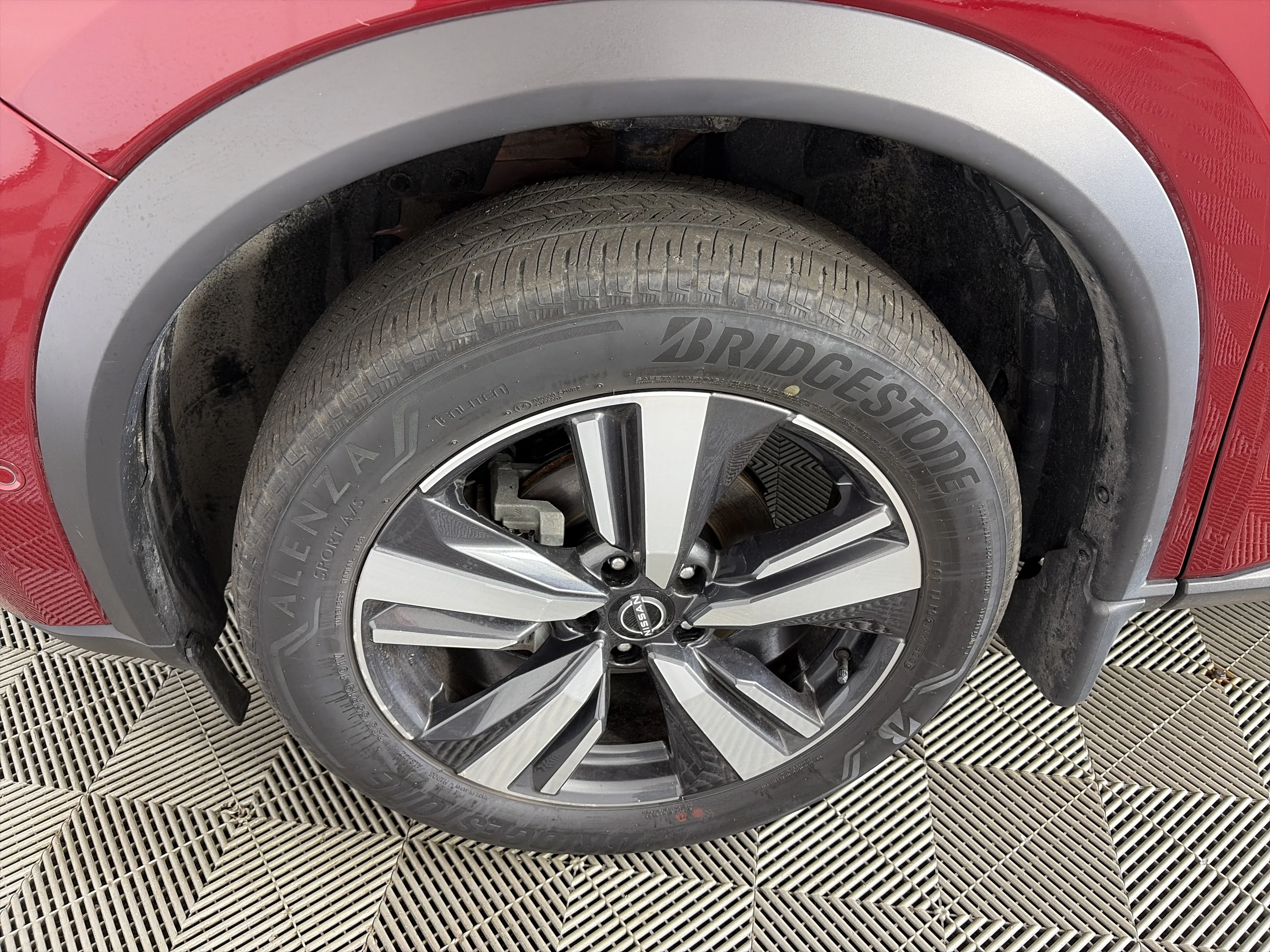 Used 2023 Scarlet Ember Tintcoat Nissan Platinum image 14