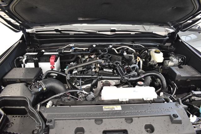 Certified Used 2025  Toyota Limited image 30