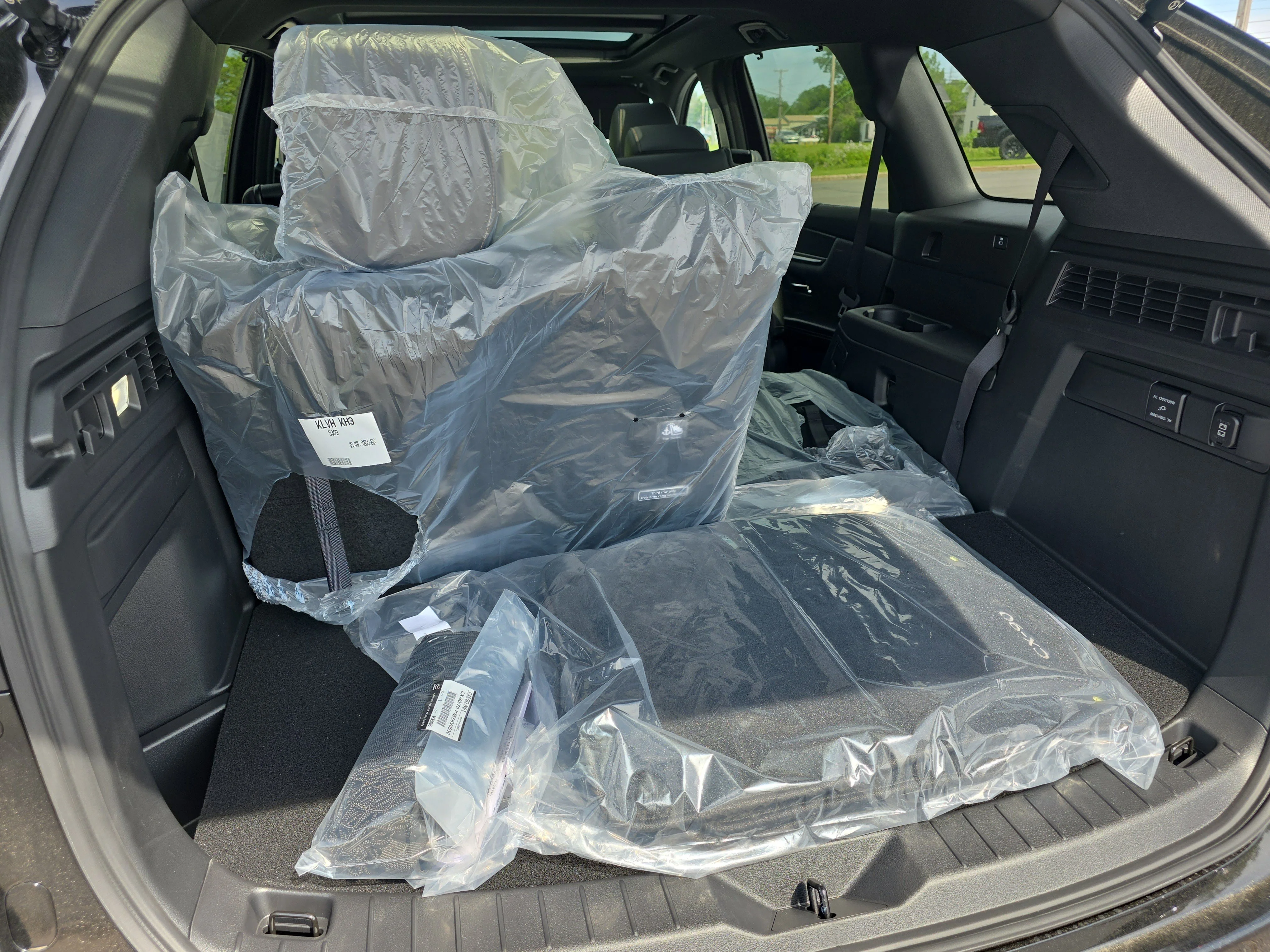 2026 Mazda CX-90 Premium Plus Package - Photo 17