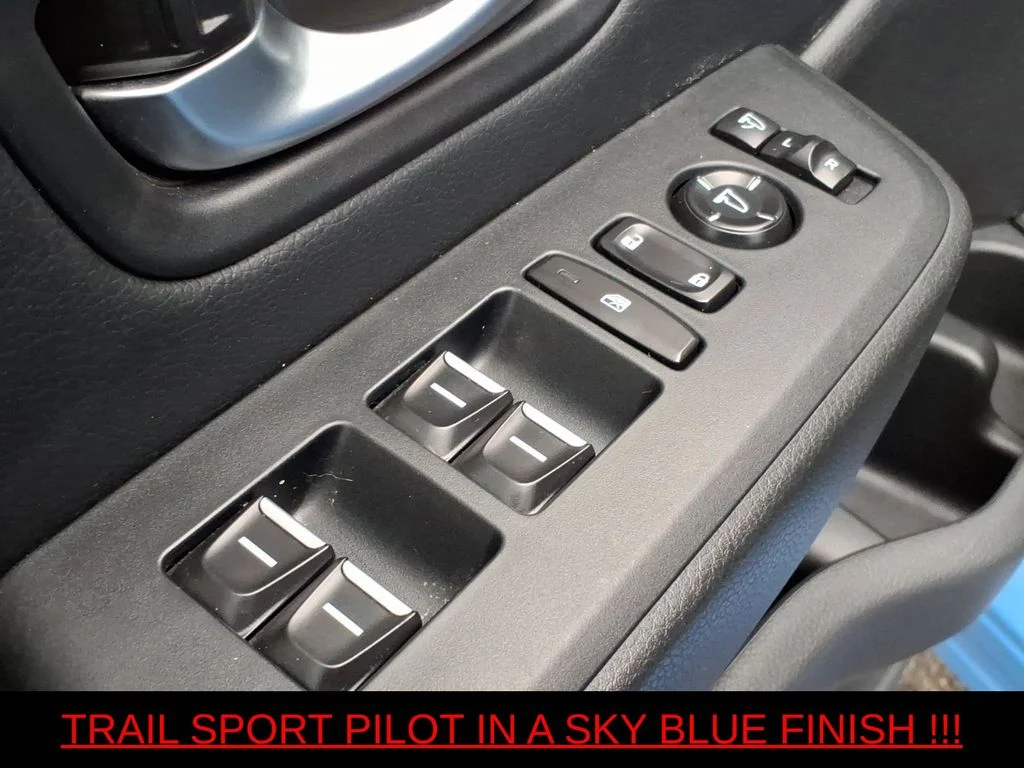 Used 2024 Blue Honda TrailSport image 16