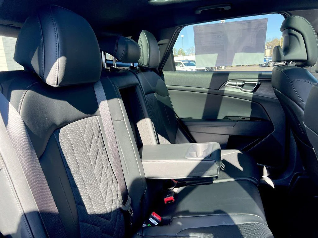 2025 Kia Sportage X-Pro - Photo 32