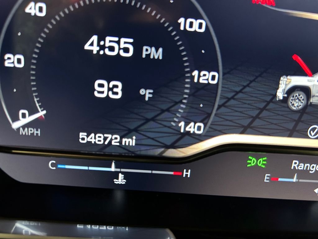 Used 2024 White GMC SLT image 10