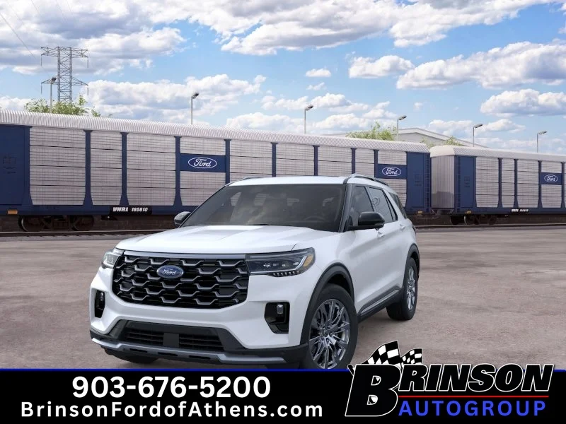 New 2026 Star White Metallic Tri-Coat Ford Platinum™ image 2
