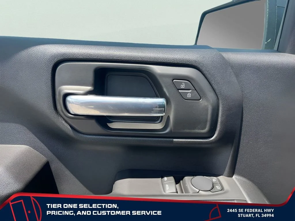 New 2025 Summit White GMC Pro image 15