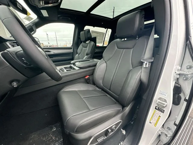 New 2026 Bright White Clearcoat Jeep Limited Reserve image 13