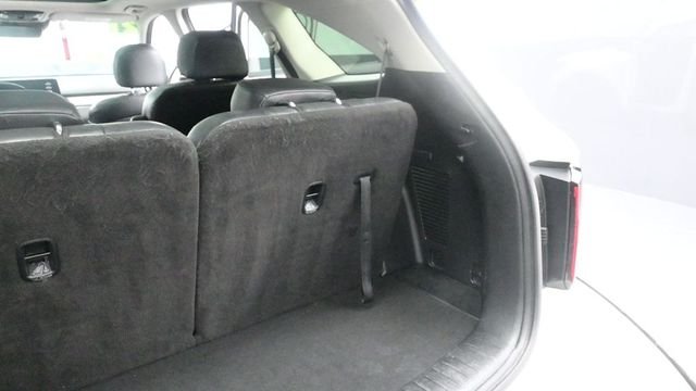 Used 2021 White Kia EX image 20