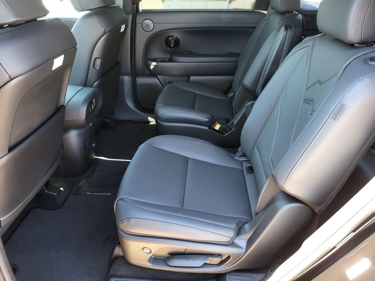 New 2026 Abyss Black Pearl Hyundai XRT Pro image 12