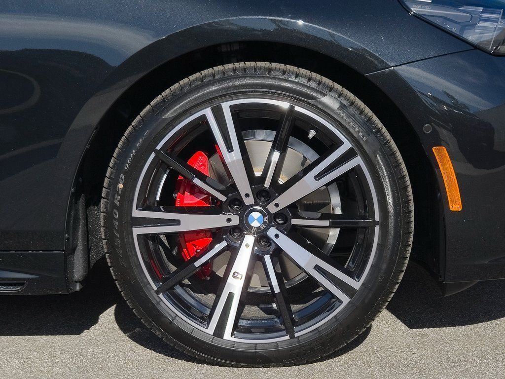 New 2026 Black Sapphire Metallic BMW 530i xDrive image 9