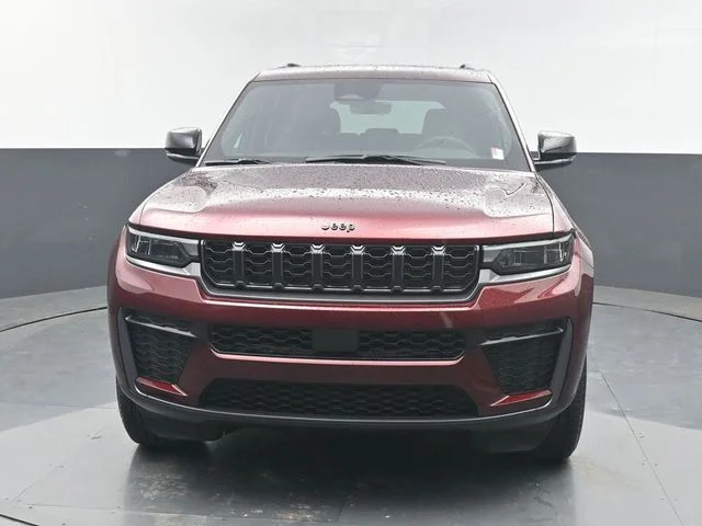 New 2026 Velvet Red Pearlcoat Jeep Altitude image 11