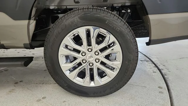 New 2026 Agate Black Metallic Ford King Ranch® image 9