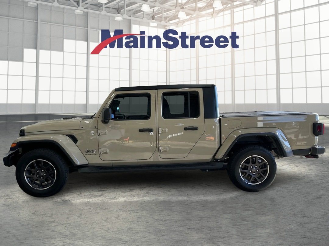 Used 2022 Jeep Gladiator Overland with VIN 1C6HJTFG4NL171868 for sale in Kansas City