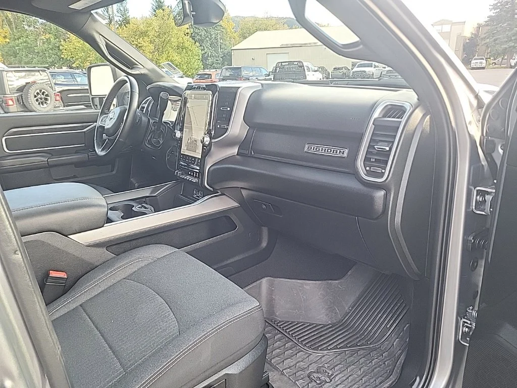 Used 2024 Silver Ram Big Horn image 27