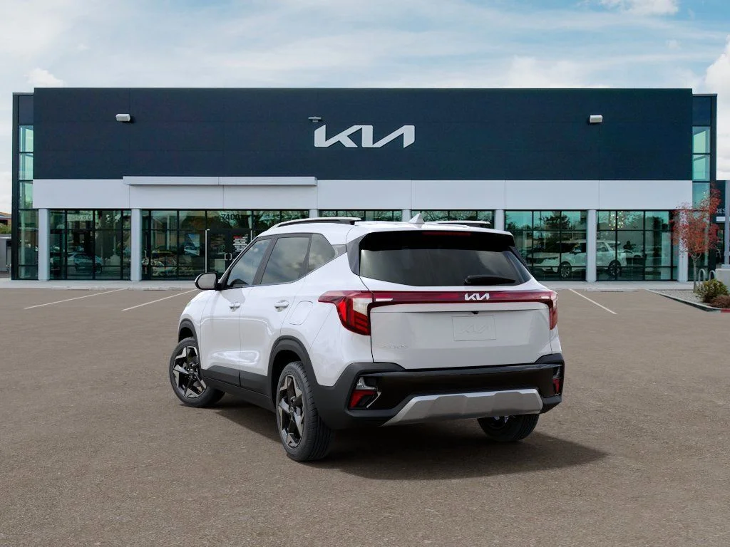 New 2026 White Kia S image 4