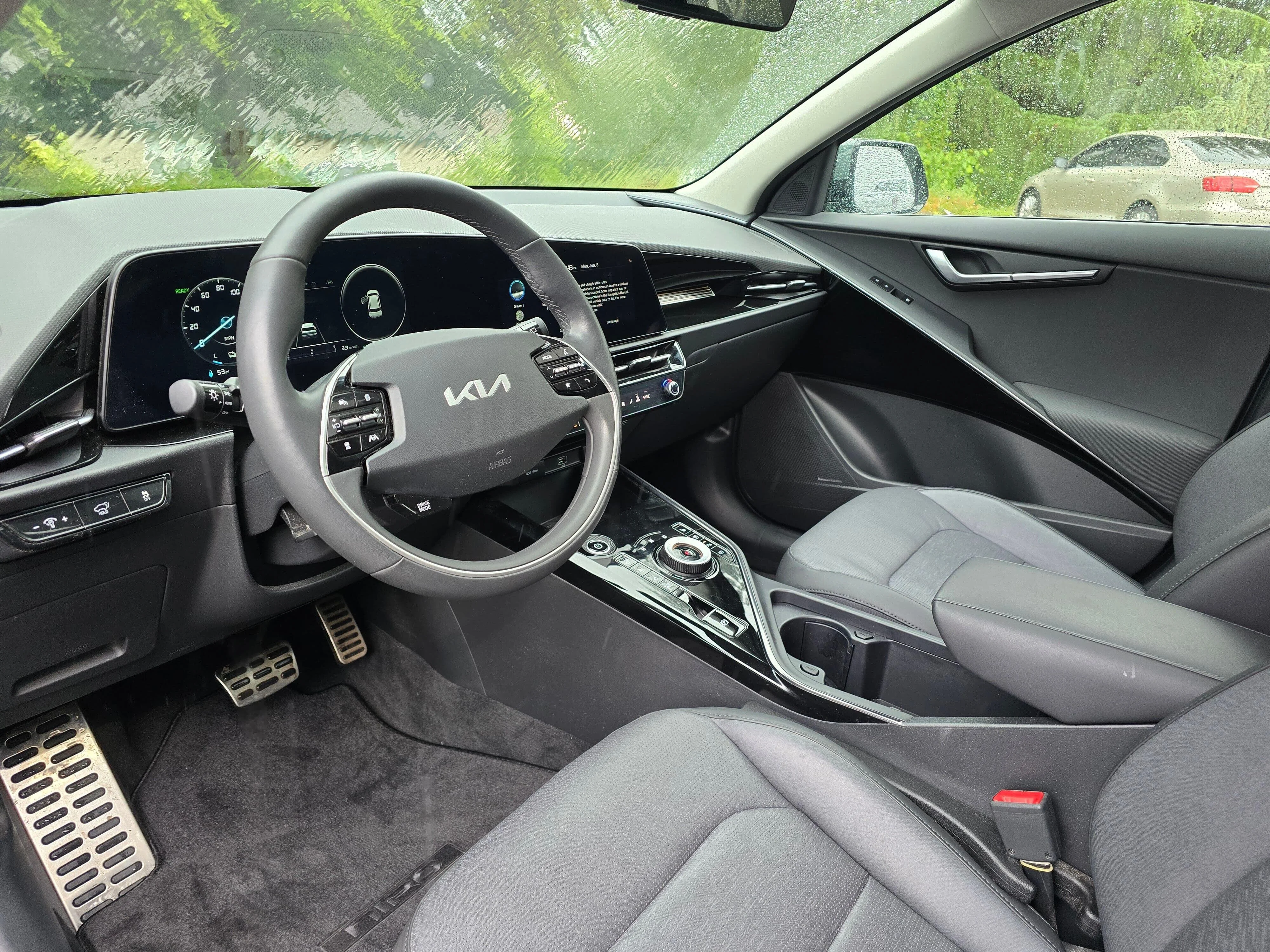 Certified Used 2023 Green Kia Wave image 11