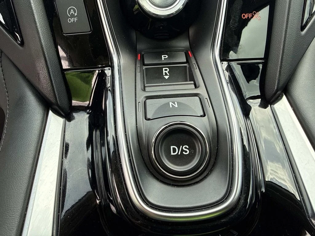 Used 2021  Acura Base image 34