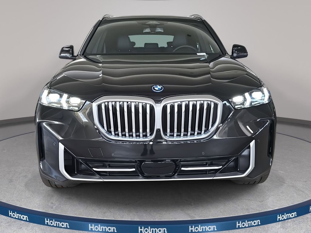New 2026 Black Sapphire Metallic BMW xDrive50e image 2