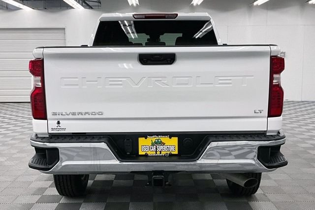 Used 2025 Summit White Chevrolet LT image 5