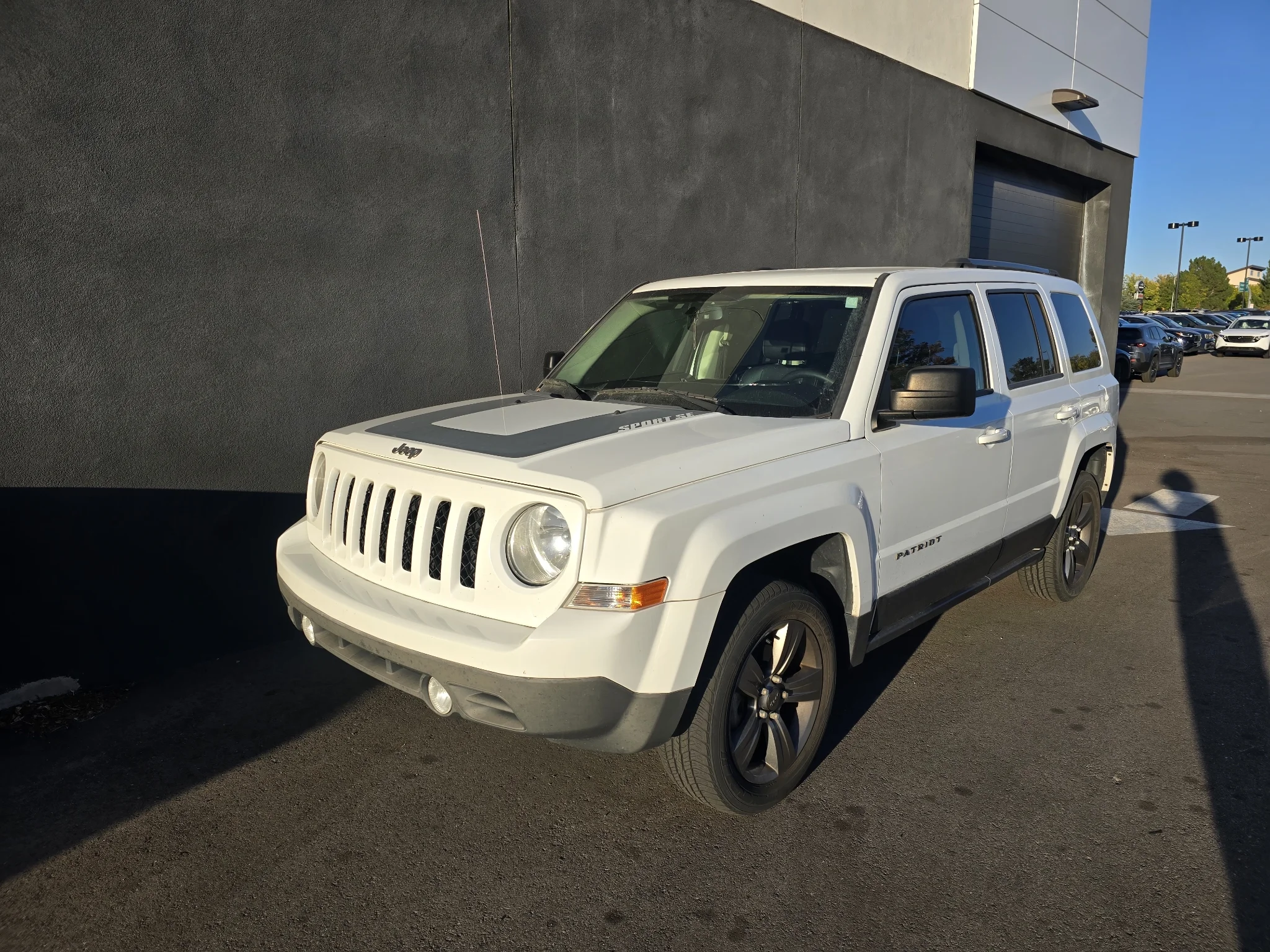 Used 2017 Bright White Clearcoat Jeep Sport SE image 10