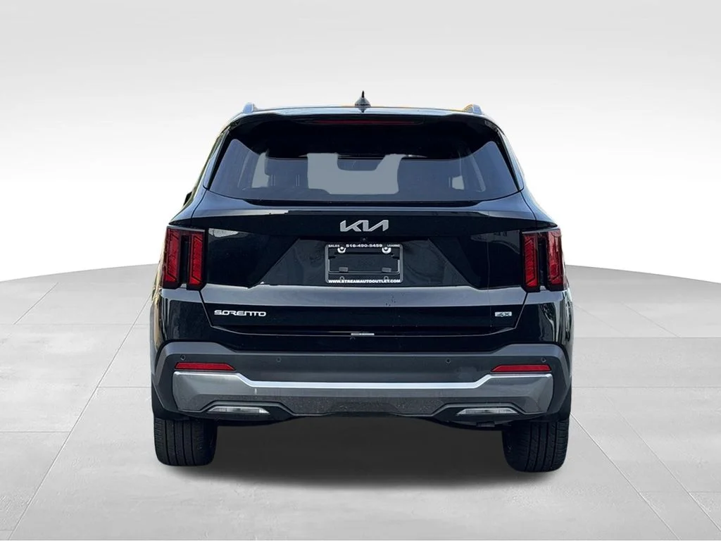 Used 2024 Black Kia X-Line EX image 6